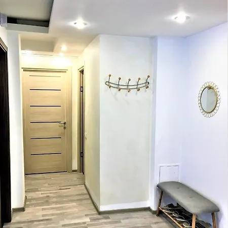 Large In Ultra-central Location Hotel Braşov