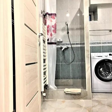 Hotel Large In Ultra-central Location 4*