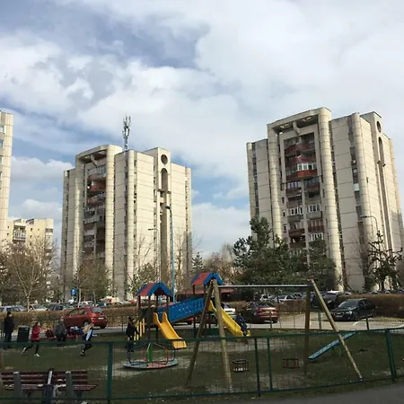 Апартаменти Large In Ultra-central Location